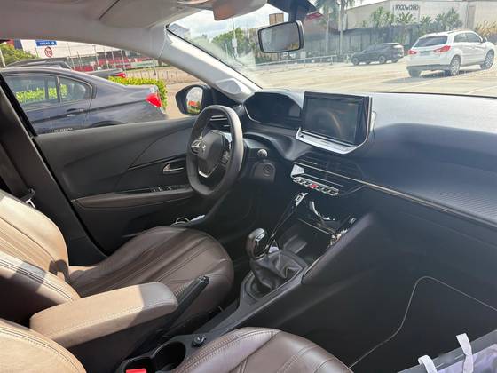 PEUGEOT 208 1.0 FIREFLY FLEX STYLE MANUAL
